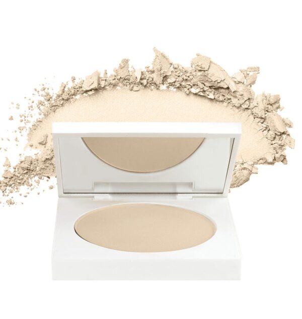 mattifying compact powder look