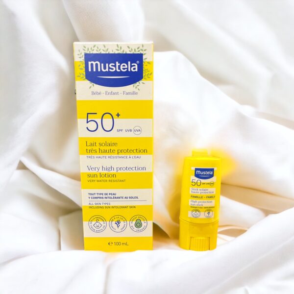 mustela